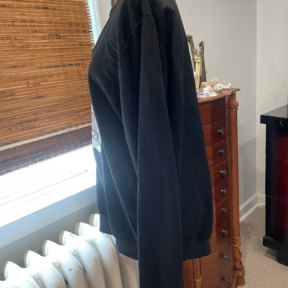 BLACK LIGHT SWEATER - Picture 5 of 5